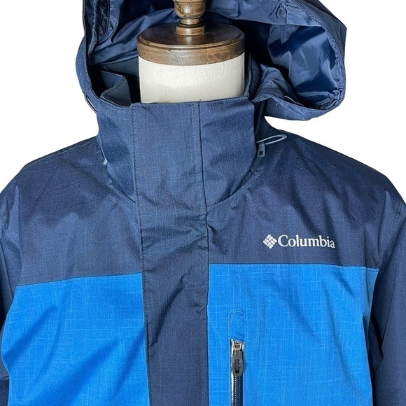 Columbia Omni-Tech Insulated Blue Jacket Zipper Snap Button Closure Size Large - Picture 16 of 16
